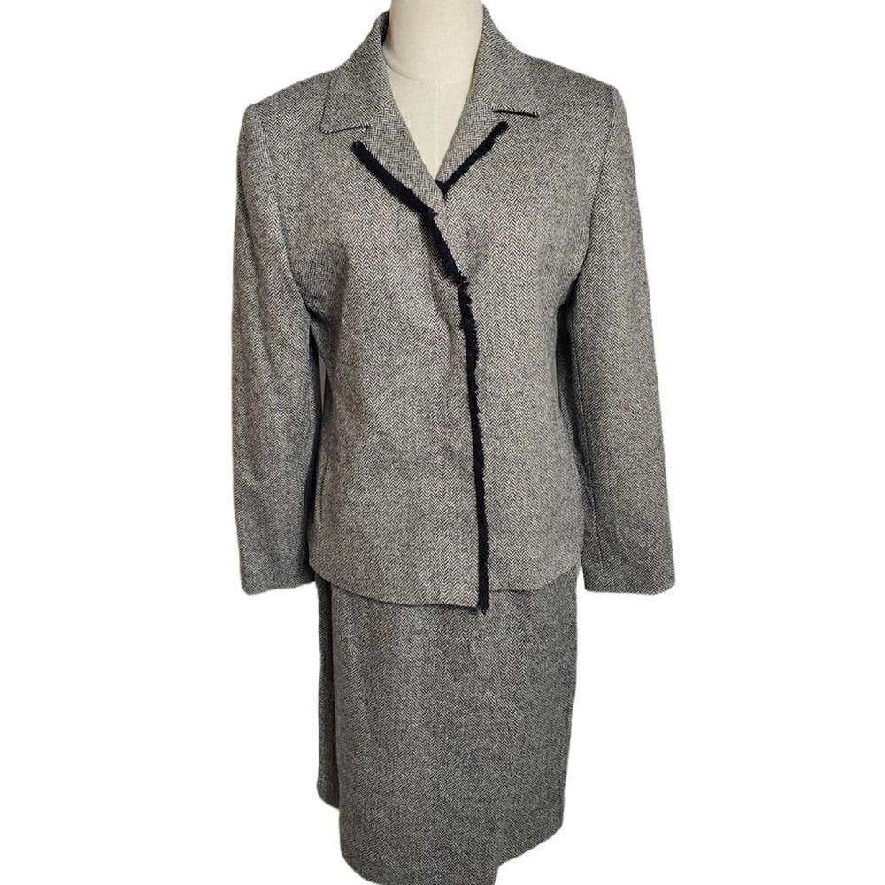 NWT Lord & Taylor Vintage Wool Blend Herringbone Suit